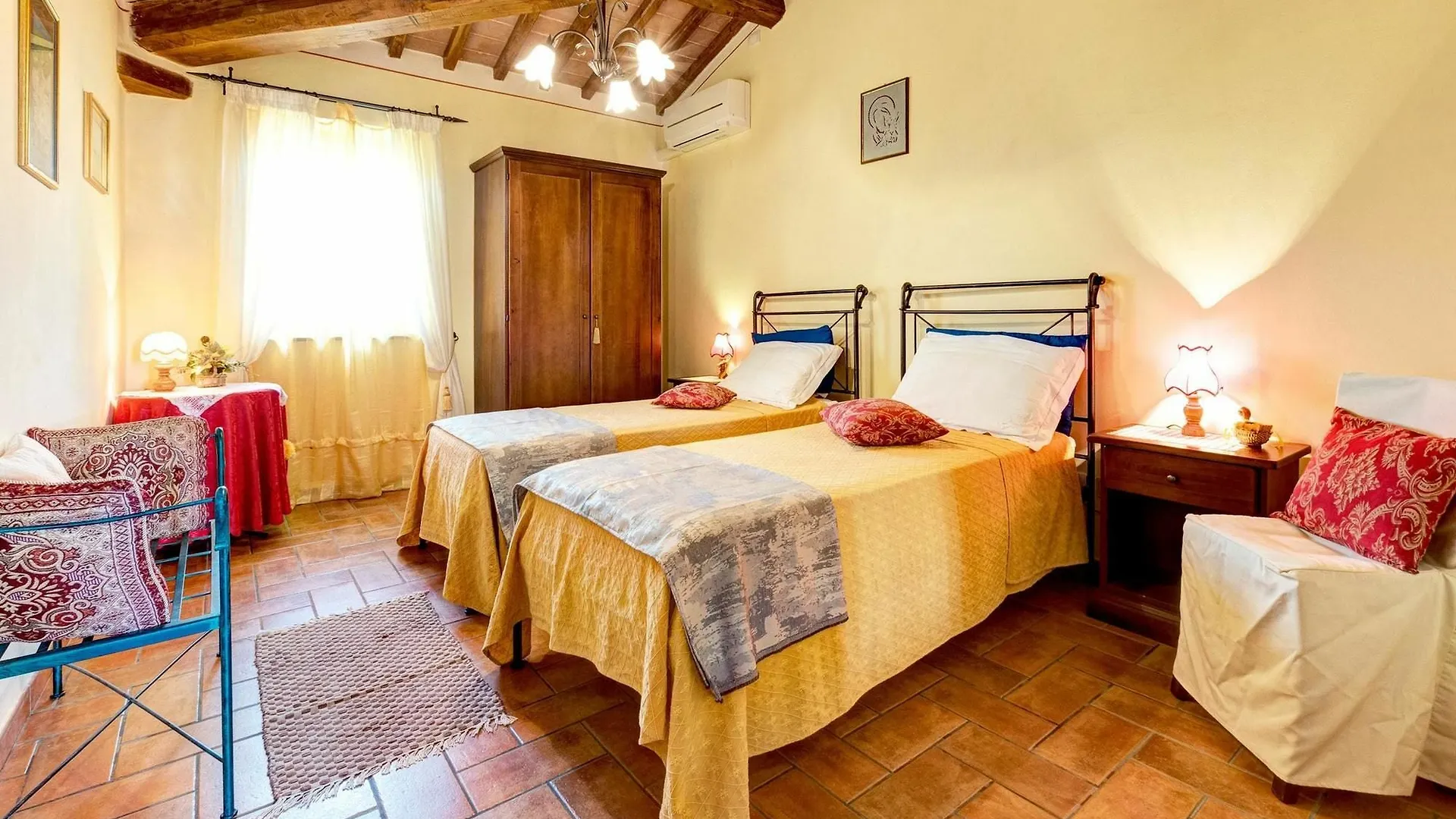 Villa With 5 Bedrooms In Farneta, With Private Pool, Terrace And Wifi Cortona 0*,  Italy