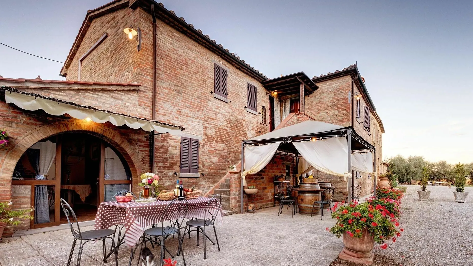 Villa With 5 Bedrooms In Farneta, With Private Pool, Terrace And Wifi Cortona Italy